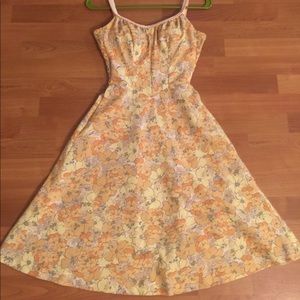 Vintage 1970s floral sun dress